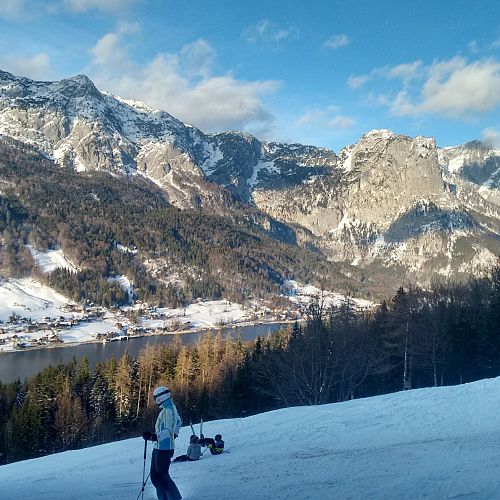 Skifahren auf der Zloam – inklusive Skikurs für Kinder