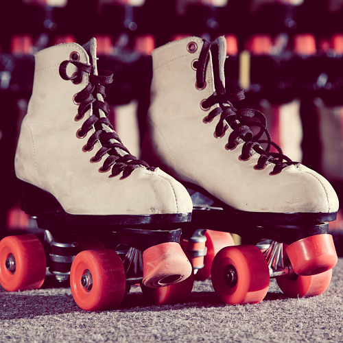 Recreation hall - indoor skating and children's ride park